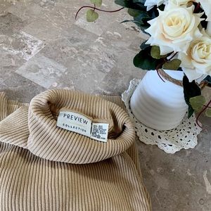 Silk and wool turtleneck